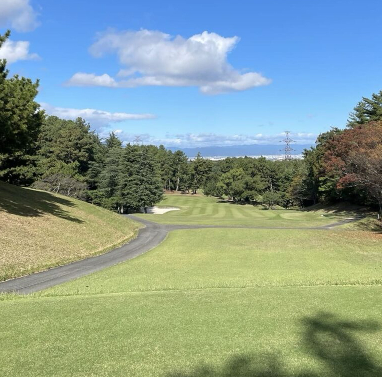 HOLE 12